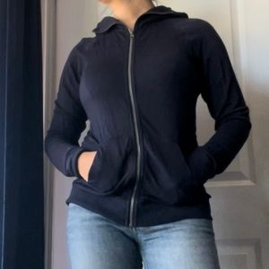 *SOLD* Icebreaker Merino Wool Women’s lightweight hoodie